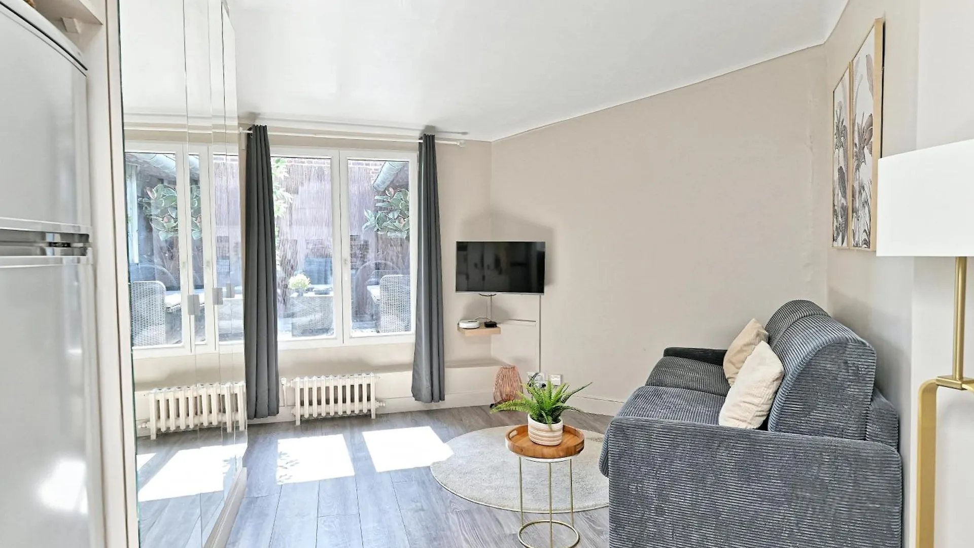 Apartment Studio Terrasse Vue Incroyable Sur Tour Eiffel Paris